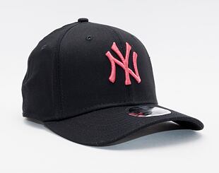 Kšiltovka New Era 9FIFTY Stretch-Snap MLB League Essential New York Yankees Black / Plum