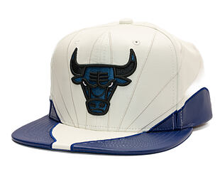 Kšiltovka Mitchell & Ness - NBA Day 12  Bulls - Chicago Bulls - White-Blue