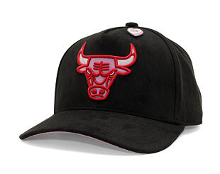 Kšiltovka Mitchell & Ness - All Heart - NBA - Chicago Bulls - Black