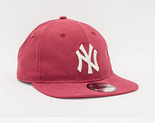 Kšiltovka New Era 9TWENTY New York Yankees Packable LT WT Nylon