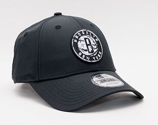 Kšiltovka New Era 9FORTY Black & White Brooklyn Nets Strapback Black