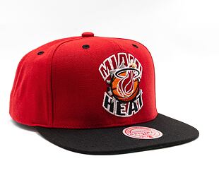 Kšiltovka Mitchell & Ness NBA Breakthrough Snapback Hwc Miami Heat Red