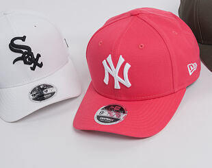 Kšiltovka New Era 9FIFTY Pre Curved Snapback New York Yankees Coral Pink / White