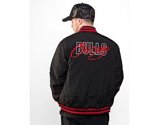 Bunda New Era Script Bomber Chicago Bulls Black / Red