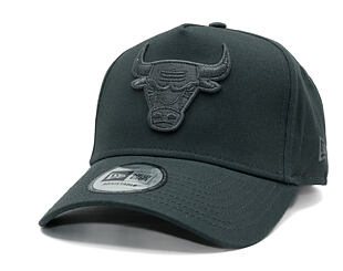 Kšiltovka New Era - NBA Metallic 9FORTY A-Frame - Chicago Bulls - Graphite