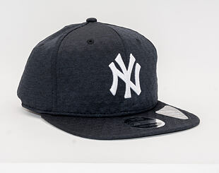 Kšiltovka New Era 9FIFTY New York Yankees Dry Switch