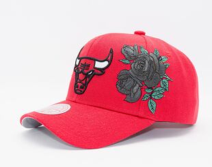 Kšiltovka Mitchell & Ness Secondary Roses Pro Snapback Chicago Bulls Red