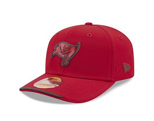 Kšiltovka New Era - NFL 2026 Sideline 9SEVENTY Stretch-Snap - Tampa Bay Buccaneers - Team Color