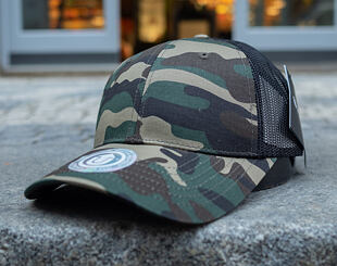 Kšiltovka State of WOW Kean Trucker Baseball Cap Camo