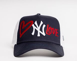 New Era LOVE LETTER "<3 LOVE" Trucker NY Yankees Navy / White