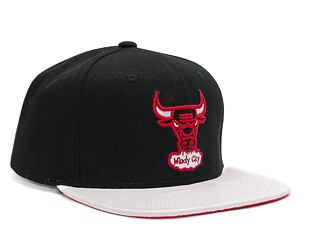 Kšiltovka Mitchell & Ness NBA SSBSTS SNAPBACK HWC BULLS Black