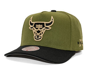 Kšiltovka Mitchell & Ness - NBA Core Iv Pro  Bulls - Chicago Bulls - OLIVE-BLACK