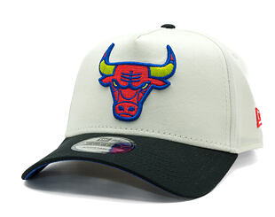 Kšiltovka New Era - NBA Thermal Vision 9FORTY A-Frame - Chicago Bulls - Chrome White