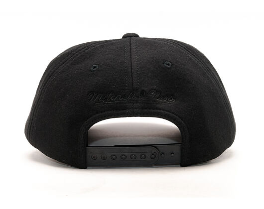 Kšiltovka Mitchell & Ness Throwback Toronto Raptors Black Snapback