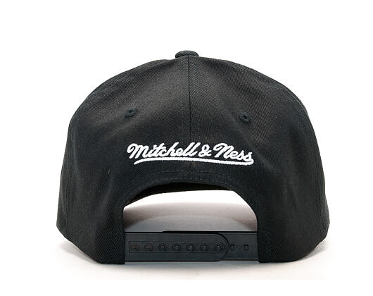 Kšiltovka Mitchell & Ness Team Logo Flexfit 110 Black Snapback