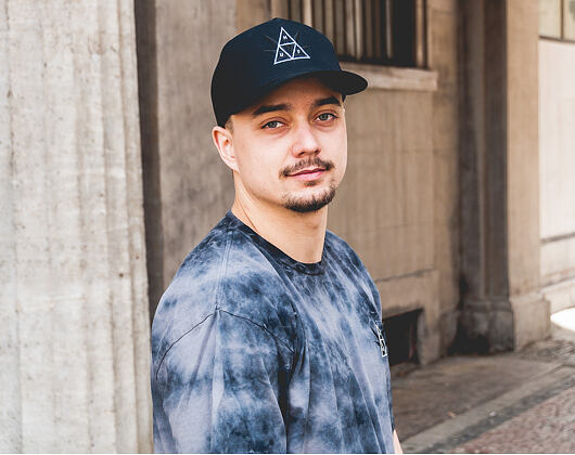Kšiltovka HUF 420 Triple Triangle Black Snapback