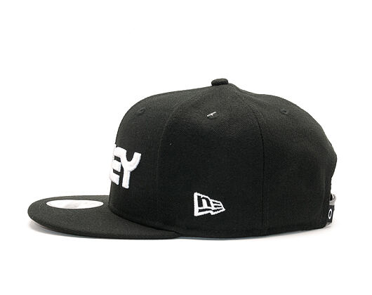 Kšiltovka Oakley Mark II Novelty 9FIFTY Blackout Snapback