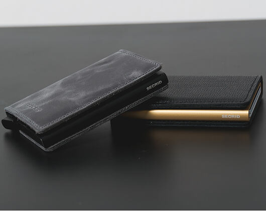 Peněženka Secrid Slimwallet Crisple Black/Gold