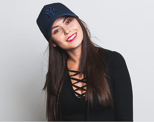 Kšiltovka New Era League Essential A Frame New York Yankees 9FORTY Night Shift Navy/Grey Heather Sna