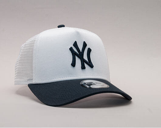 Kšiltovka New Era  League Essential New York Yankees 9FORTY A-FRAME TRUCKER  Optic White / Navy