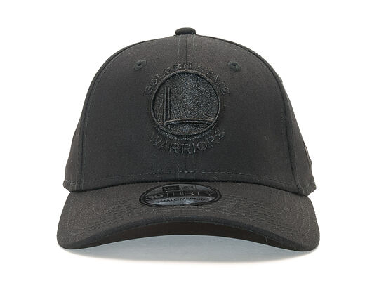 Kšiltovka New Era Black On Black Golden State Warriors 39THIRTY Black
