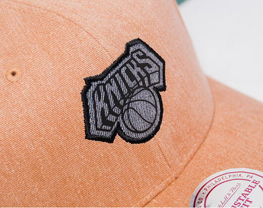 Kšiltovka Mitchell & Ness Washed Heather New York Knicks Orange Snapback