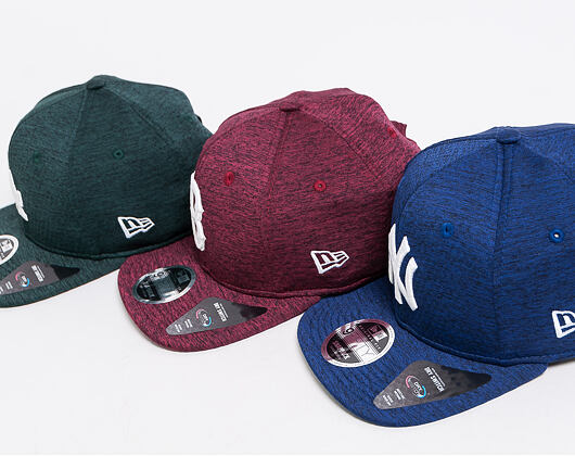 Kšiltovka New Era 9FIFTY Boston Red Sox Dryswitch Cardinal/White Snapback