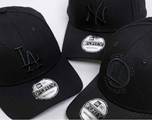 Kšiltovka New Era 9FORTY New York Yankees Black/Black Snapback