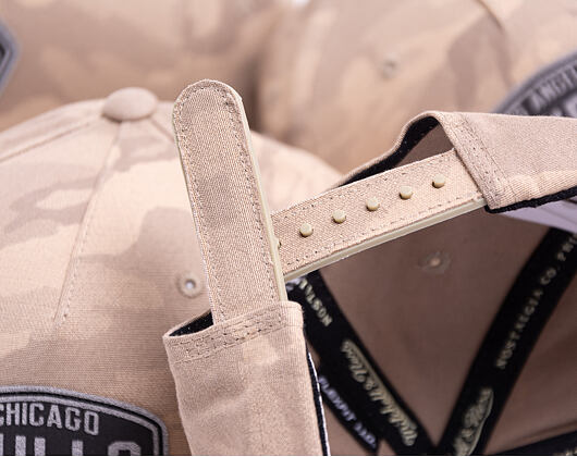 Kšiltovka Mitchell & Ness Toronto Raptors 612 Khaki/Camo