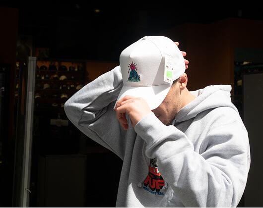 Kšiltovka Pink Dolphin Tombstone 5-Panel Structured White Snapback