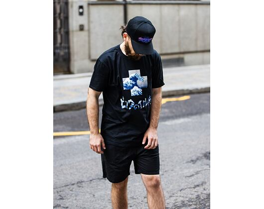 Triko Pink Dolphin Tsunami Promo Tee US22111TSBL Black