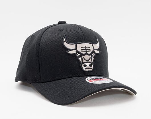 Kšiltovka Mitchell & Ness Chicago Bulls Desert Camo Redline Stretch Snapback Black