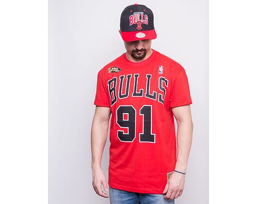 Triko Mitchell & Ness Chicago Bulls Dennis Rodman Name & Number Tee Red
