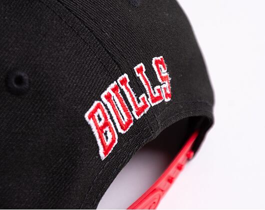Kšiltovka New Era 9FIFTY NBA Team Wordmark Chicago Bulls Snapback Team Color