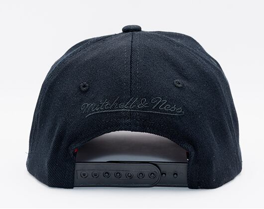 Kšiltovka Mitchell & Ness Blk/Blk Logo Classic Red Brooklyn Nets Black