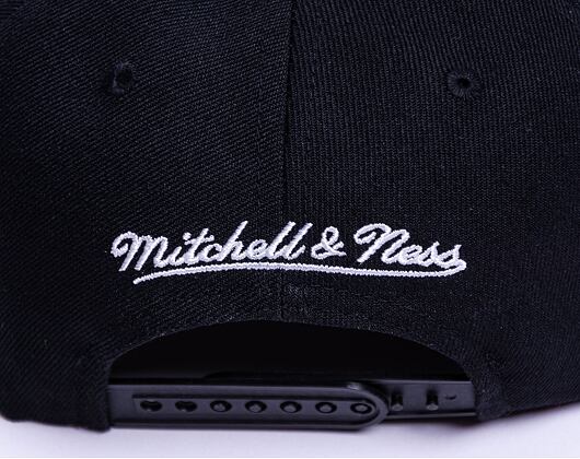 Kšiltovka Mitchell & Ness JERSEY LOVE SNAPBACK BOSTON CELTICS Black