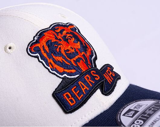 Kšiltovka New Era 39THIRTY NFL22 Sideline Chicago Bears