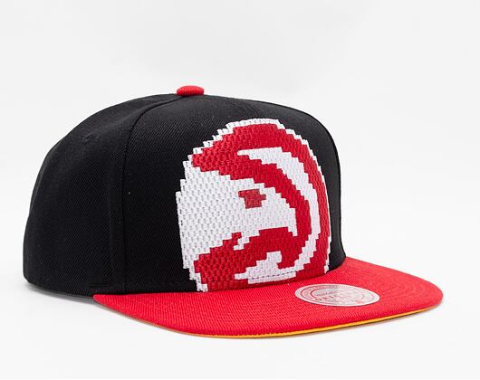 Kšiltovka Mitchell & Ness 8 BIT XL SNAPBACK ATLANTA HAWKS Black