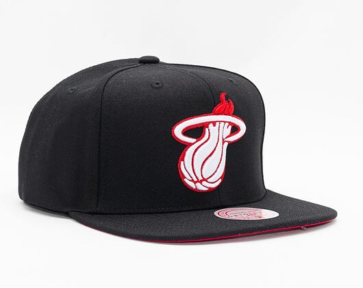 Kšiltovka Mitchell & Ness BRED SNAPBACK Miami Heat Black