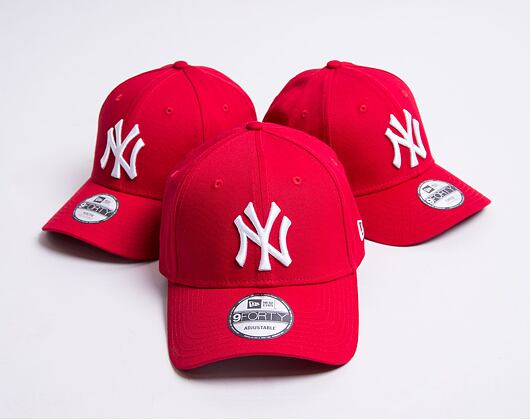 Kšiltovka New Era 9FORTY MLB League Basic New York Yankees Strapback Scarlet / White