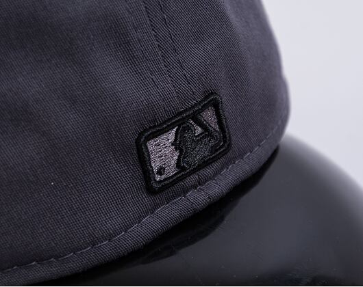 Kšiltovka New Era 39THIRTY MLB League Essential Los Angeles Dodgers Dark Grey / Black