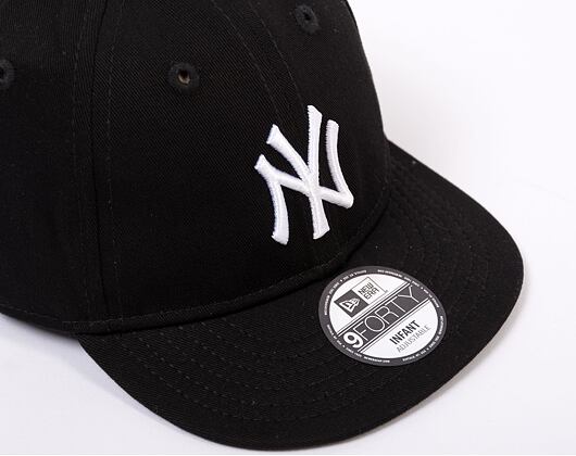 Dětská kšiltovka New Era 9FORTY Kids MLB League Essential infant New York Yankees Black / White