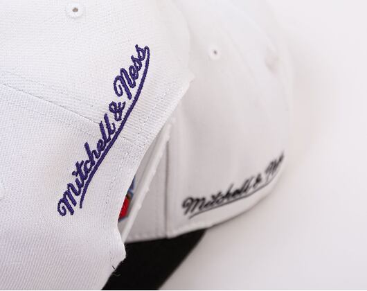 Kšiltovka Mitchell & Ness NBA NBA Champs Snapback HWC Lakers White