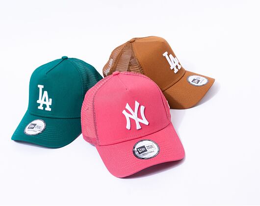 Kšiltovka New Era 9FORTY A-Frame Trucker MLB League Essential New York Yankees Litmus Pink / White