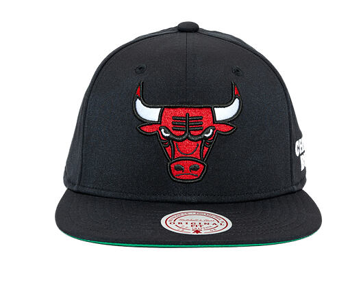 Kšiltovka Mitchell & Ness - NBA April Showers Snapback - Chicago Bulls - Black