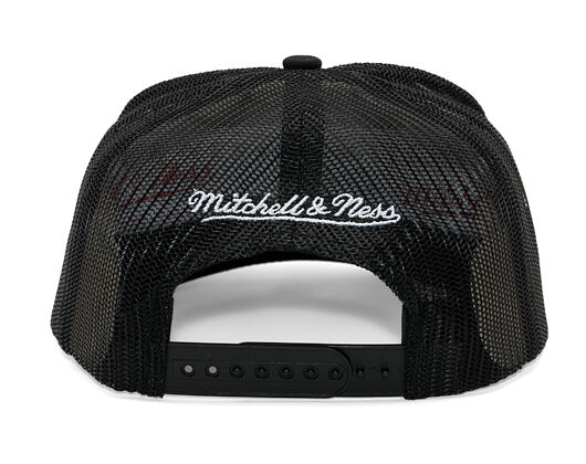 Kšiltovka Mitchell & Ness - Gridlock Trucker - Chicago Bulls - White