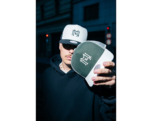 Kšiltovka Mitchell & Ness - Branded Icon Trucker - Off White-Black
