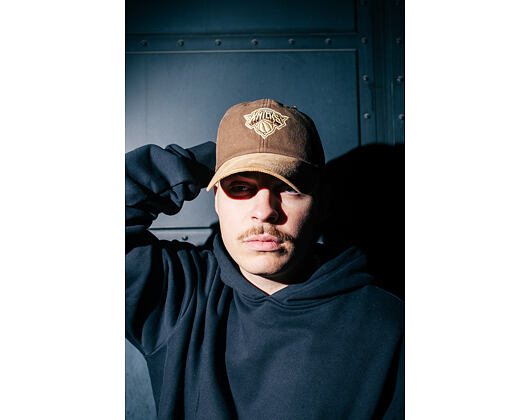 Kšiltovka Mitchell & Ness - NBA Lux Chain Strapback - New York Knicks - Brown