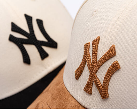 Dámská Kšiltovka New Era - MLB Faux Suede 9FORTY - NY Yankees - Cream / Camel