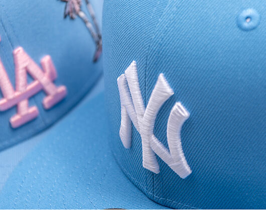 Kšiltovka New Era - MLB 1999 WS 59FIFTY - NY Yankees - Sky Blue / Pink UV